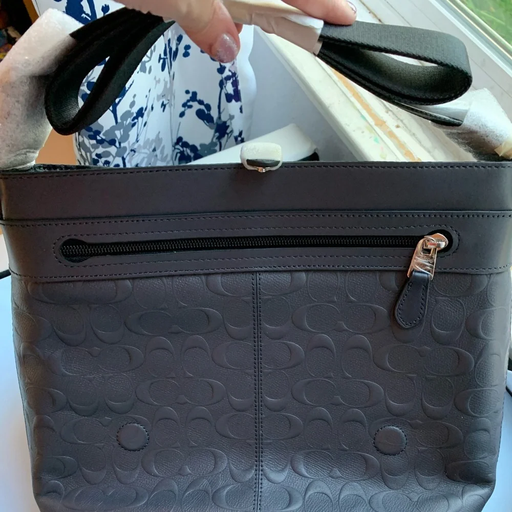 Coach Men’s Messenger Bag - Picture 4 of 6